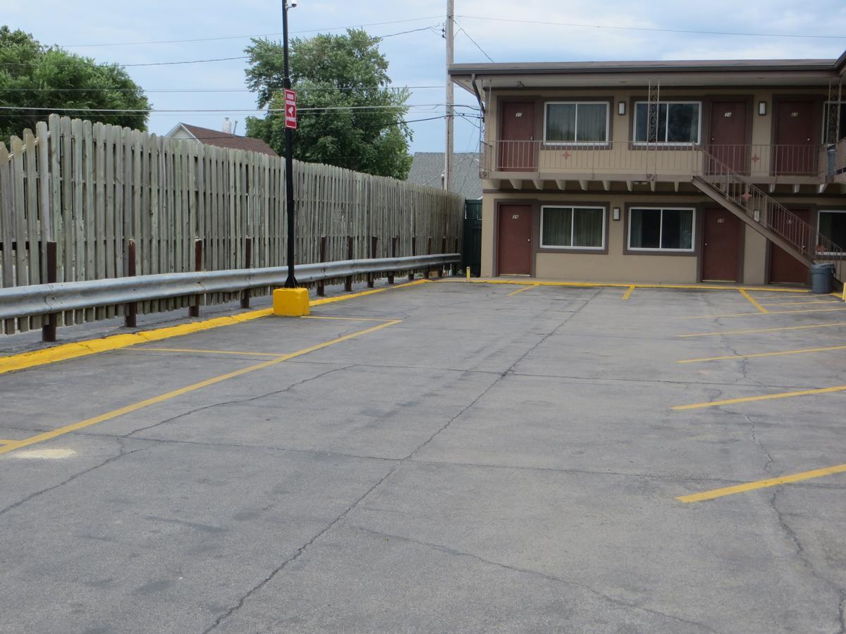 Deluxe Inn/Extended Stay - Council Bluffs Carter Lake Buitenkant foto