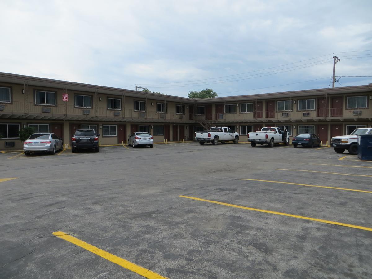 Deluxe Inn/Extended Stay - Council Bluffs Carter Lake Buitenkant foto